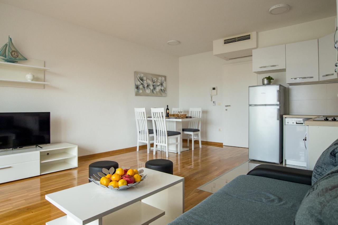 Apartments Mattea Makarska Exterior photo