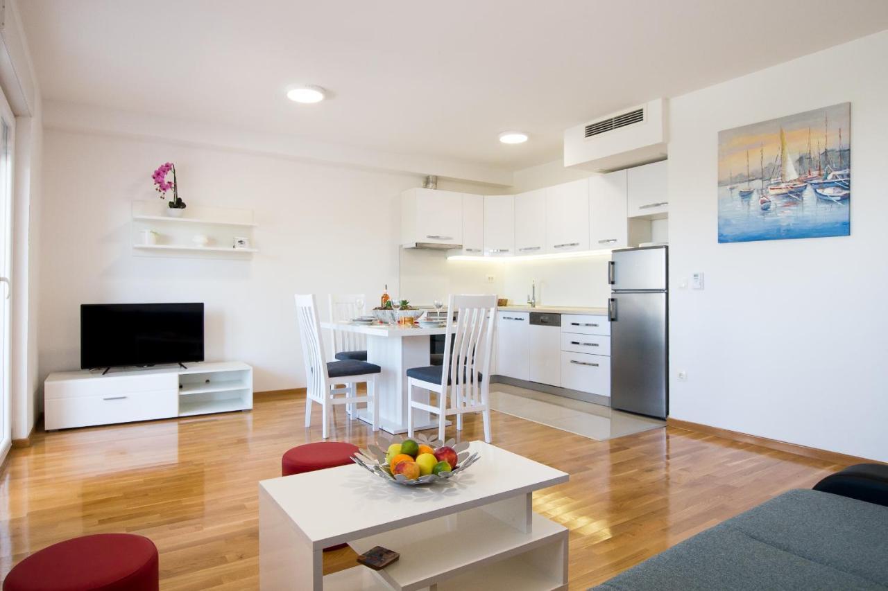 Apartments Mattea Makarska Exterior photo
