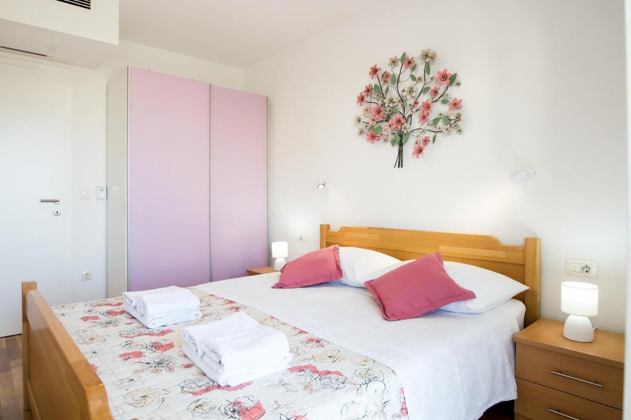 Apartments Mattea Makarska Exterior photo