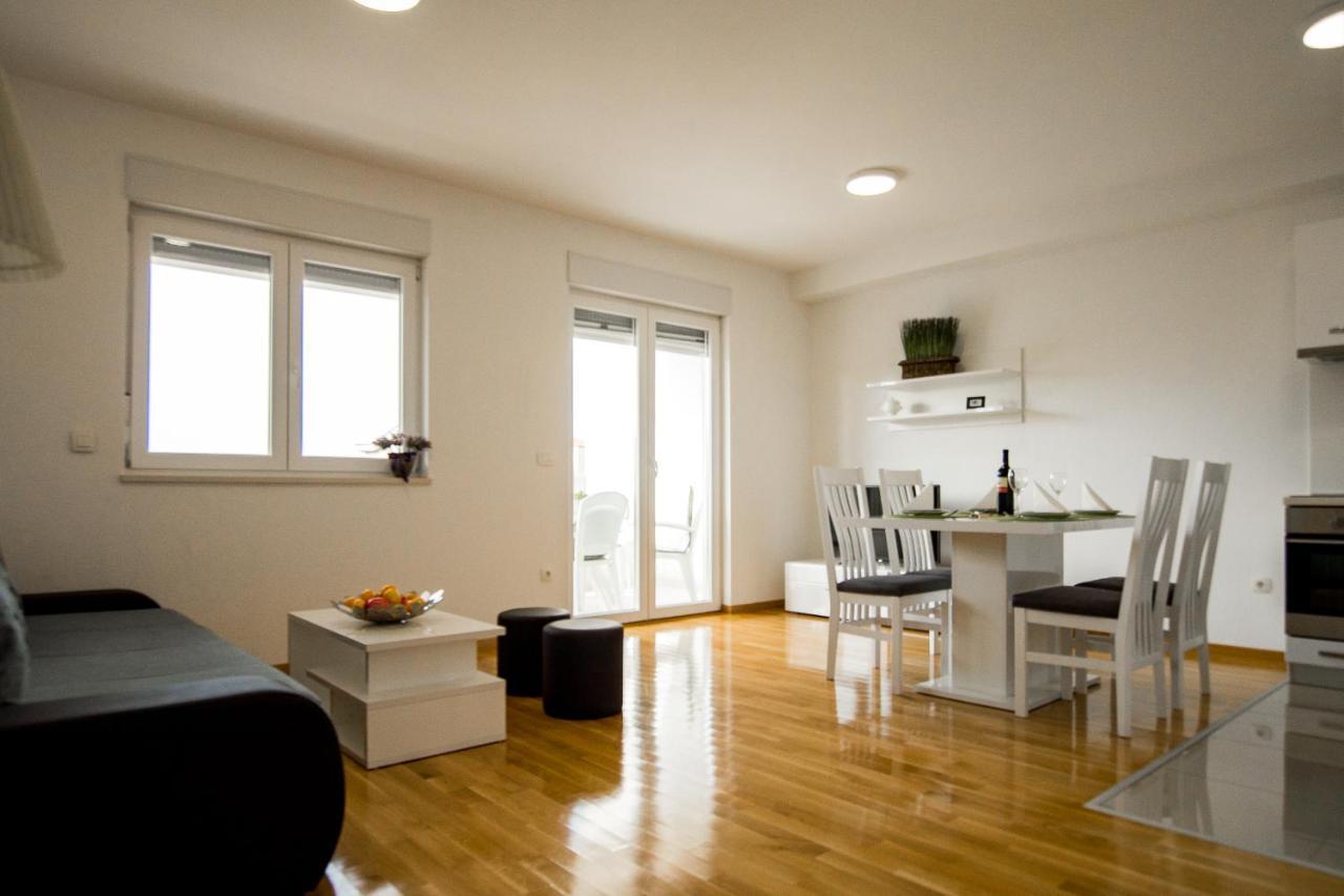 Apartments Mattea Makarska Exterior photo
