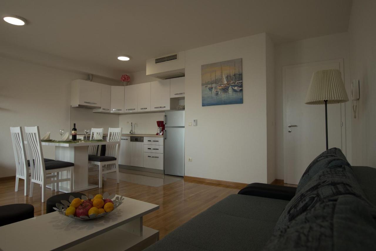 Apartments Mattea Makarska Exterior photo