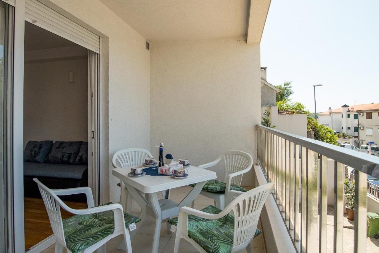 Apartments Mattea Makarska Exterior photo