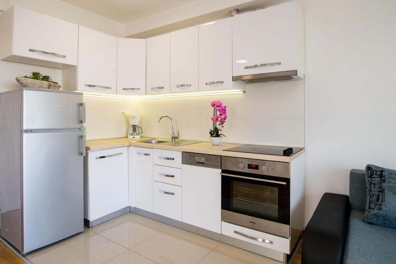 Apartments Mattea Makarska Exterior photo